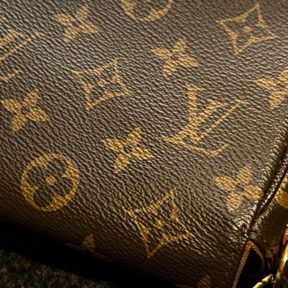 Louis Vuitton Ivy Wallet On Chain - Picture 4 of 10